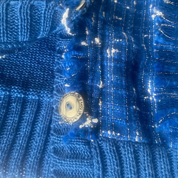 New sweater - Picture 7 of 15